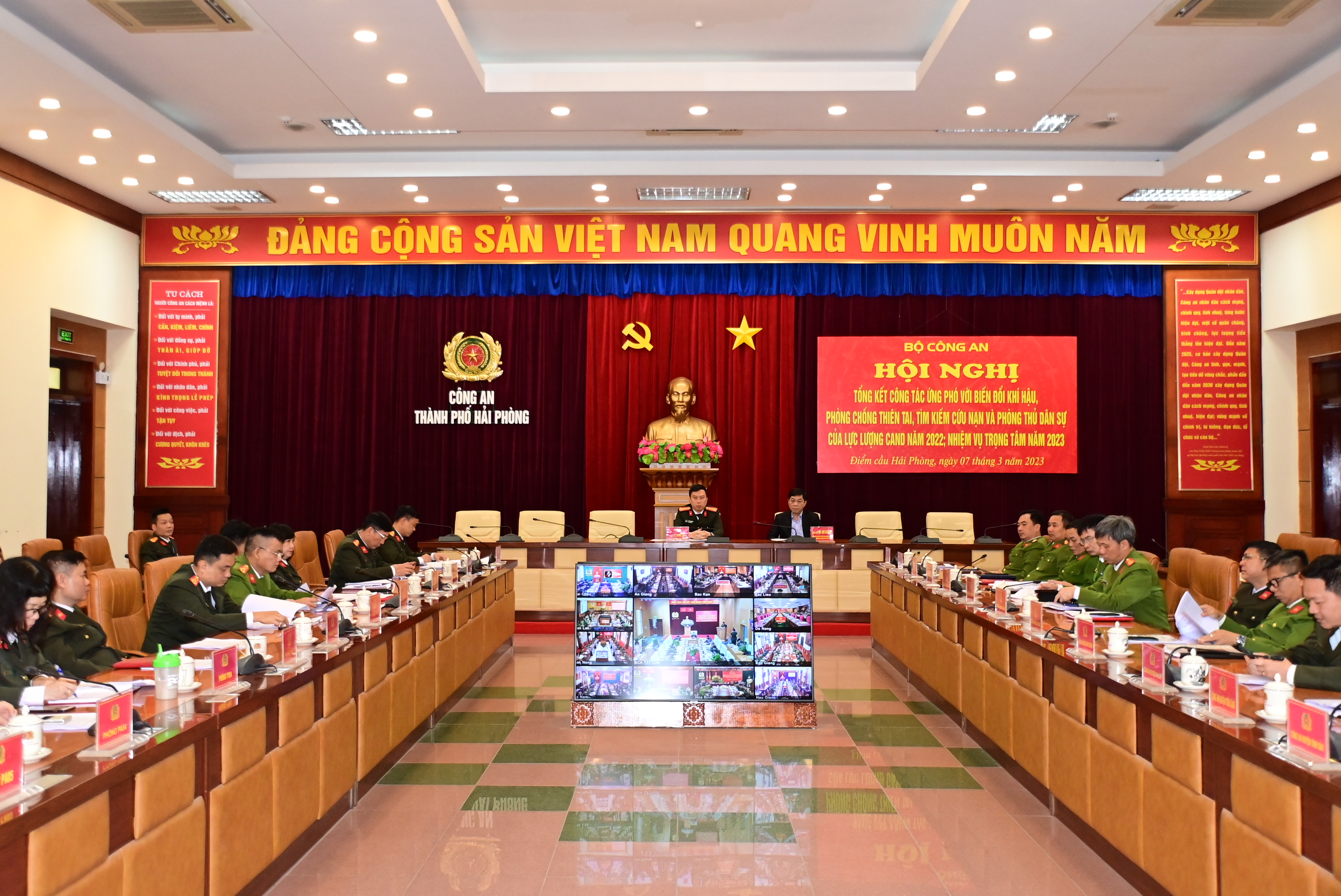 Chủ động triển khai hiệu quả công tác ứng phó với biến đổi khí hậu, phòng chống thiên tai, tìm kiếm cứu nạn và phòng thủ dân sự